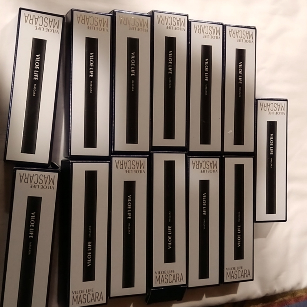 Voluminous mascara n black